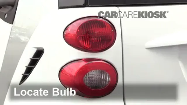 2014 Smart Fortwo Passion 1.0L 3 Cyl. Éclairage Feux de position arrière (remplacer ampoule)